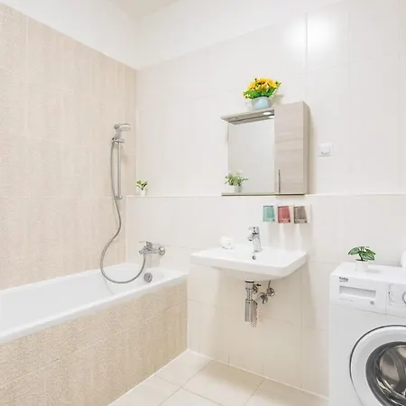 Balcony - Modern - Comfy Appartement *